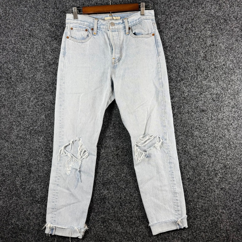 Levis Wedgie Straight Distressed Light Wash High Rise Jeans Size 26 Distressed